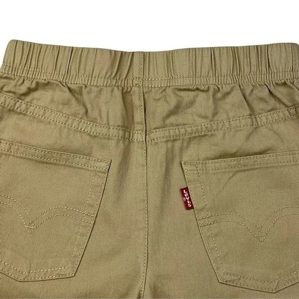 Levi's Little Boys Khaki Shorts & Black T-Shirt Outfit Set Size M (5-6 years)